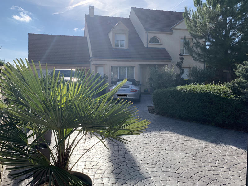 Maison - 160 m² - 7 pièces