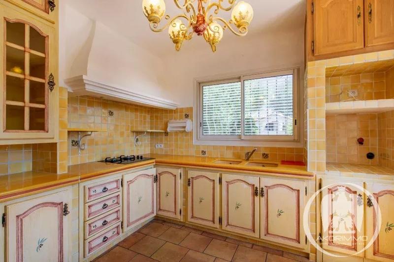 Villa - 181 m² - 7 pièces