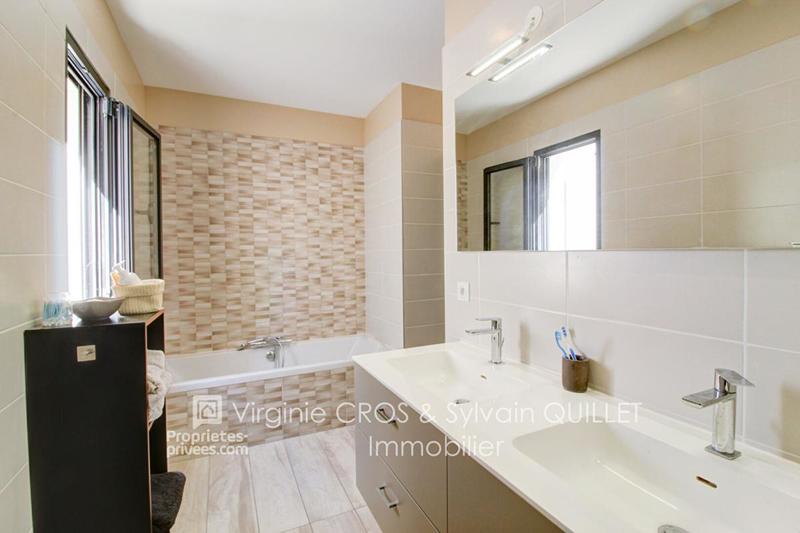 Maison - 160 m² - 5 pièces