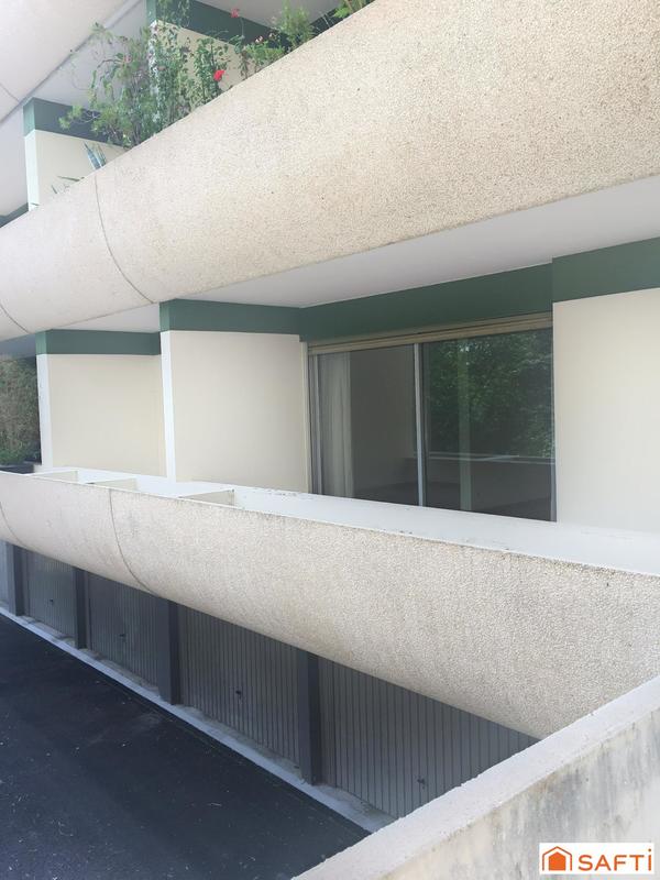 Appartement - 99 m² - 4 pièces