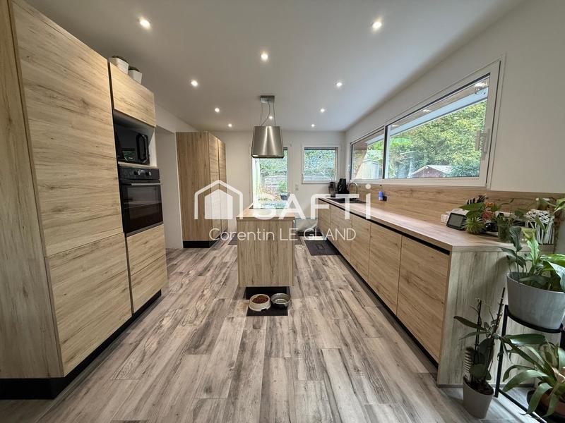 Maison - 140 m² - 6 pièces