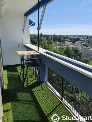 Chambre - 9 m² - 1 pièce