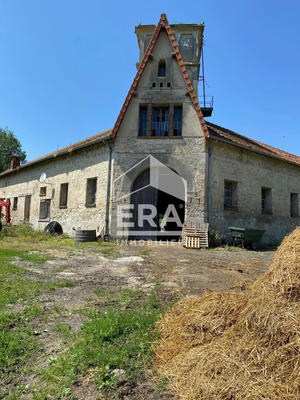 Maison de domaine équestre - 190 m² - 8 pièces