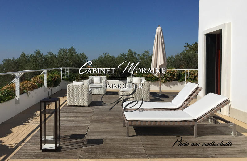 Appartement - 94 m² - 4 pièces