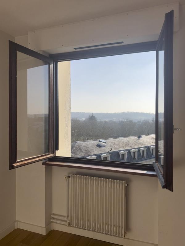 Appartement - 90 m² - 3 pièces