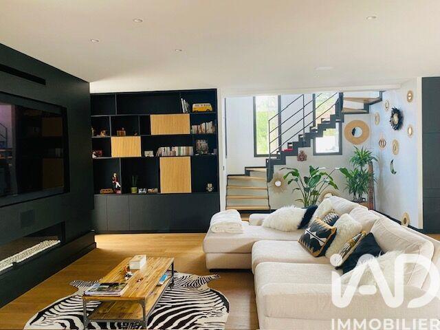 Maison de maîtres - 216 m² - 5 pièces