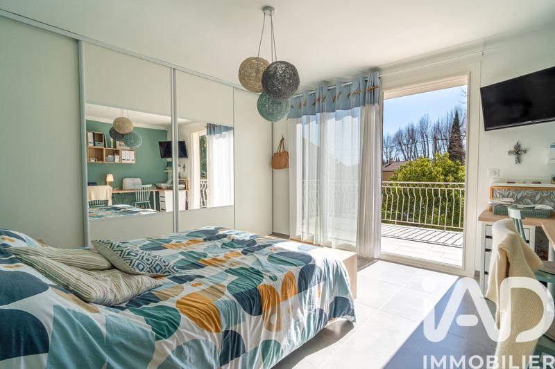 Maison - 165 m² - 7 pièces