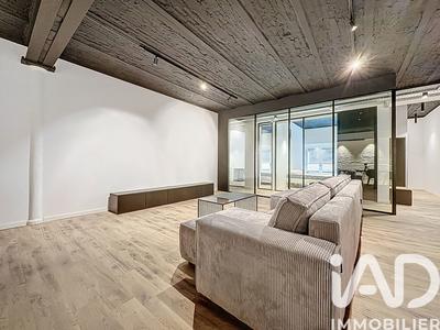 Loft - 182 m² - 6 pièces