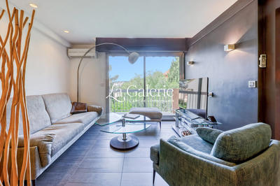 Appartement - 87 m² - 4 pièces