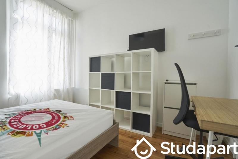 Chambre - 10 m² - 1 pièce