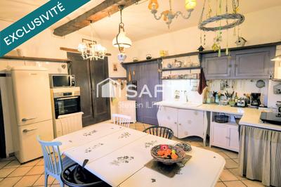 Maison - 295 m² - 9 pièces