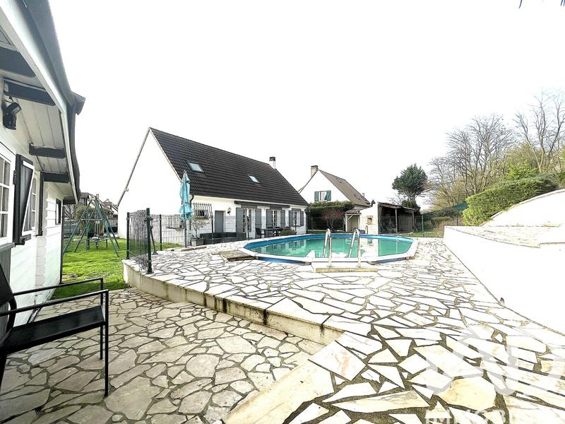 Maison - 116 m² - 5 pièces