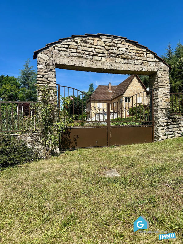 Maison - 160 m² - 6 pièces