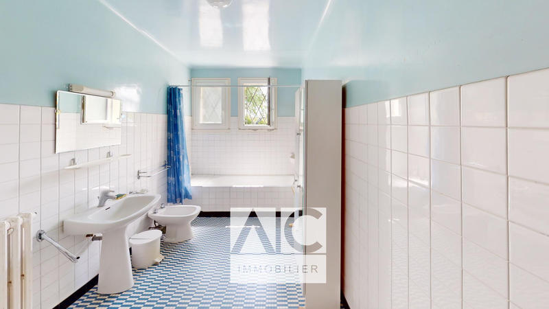 Maison - 130 m² - 5 pièces