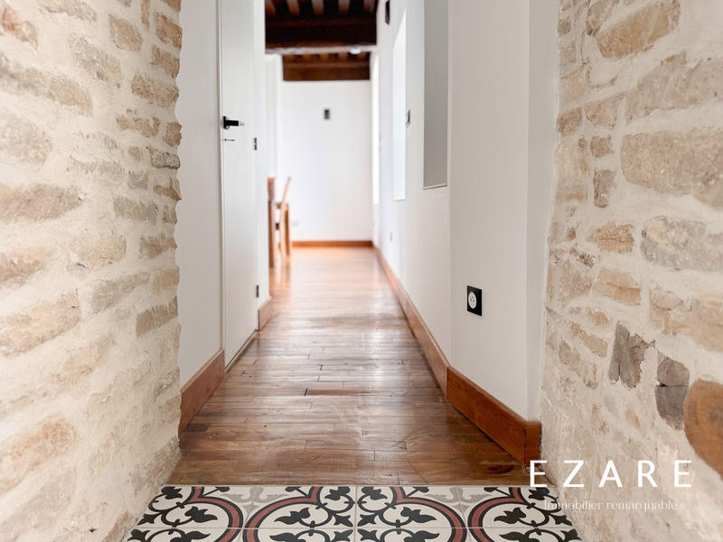 Appartement - 140 m² - 6 pièces