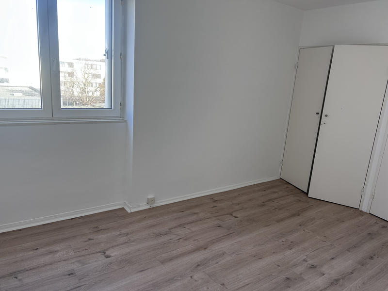 Appartement - 83 m² - 5 pièces