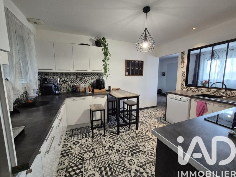 Maison - 107 m² - 6 pièces