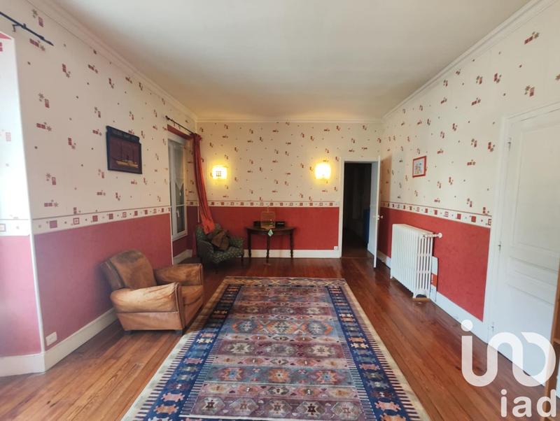 Maison - 208 m² - 8 pièces