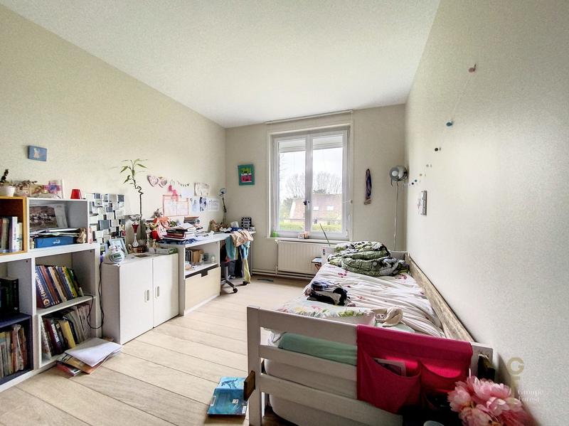 Maison - 195 m² - 7 pièces