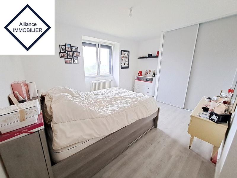 Maison - 290 m² - 16 pièces