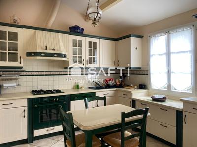 Maison - 125 m² - 5 pièces