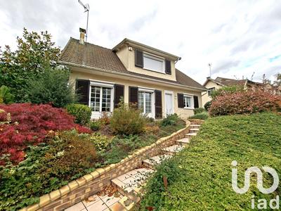 Maison - 222 m² - 6 pièces