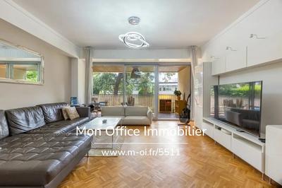 Appartement - 110 m² - 4 pièces