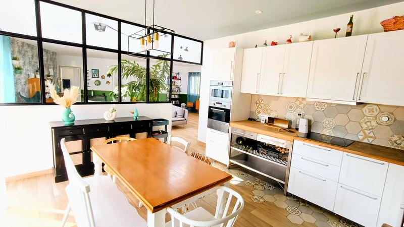 Maison - 195 m² - 6 pièces