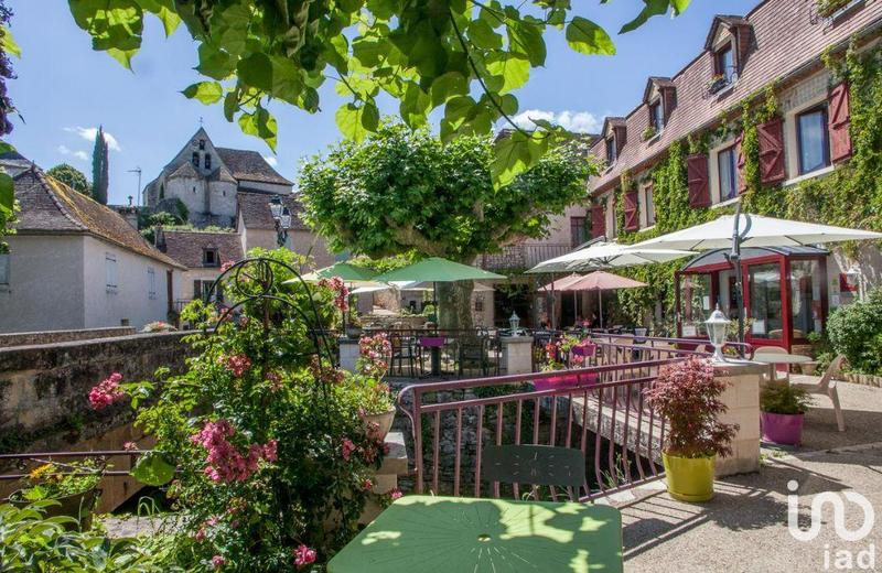 Local commercial - 1 200 m²