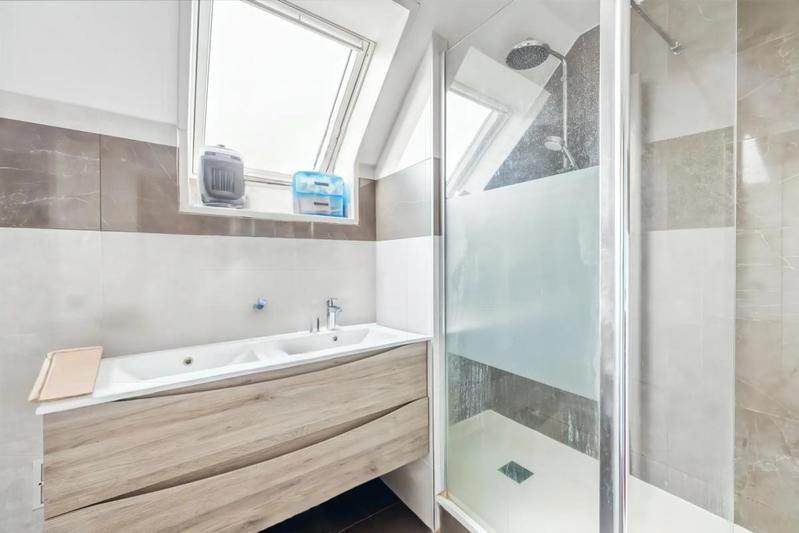 Maison - 176 m² - 6 pièces