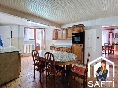 Maison de ville - 135 m² - 8 pièces