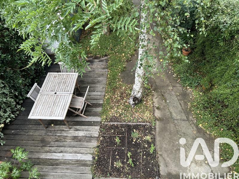 Maison - 220 m² - 7 pièces