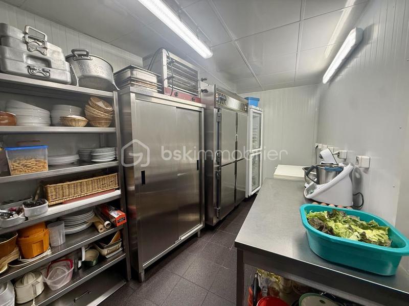 Immeuble - 195 m² - 7 pièces