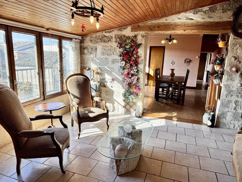 Appartement - 88 m² - 4 pièces