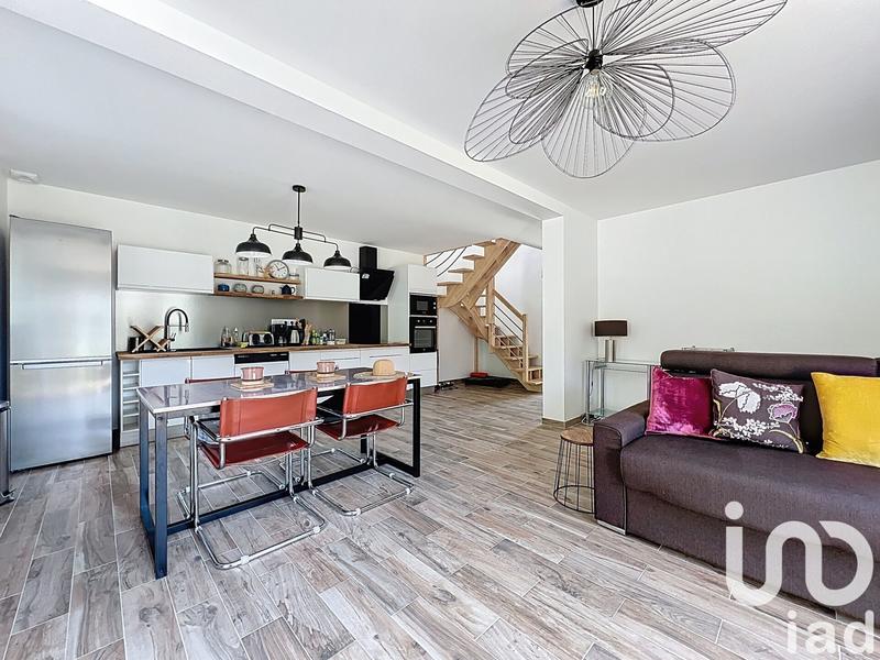 Maison - 105 m² - 4 pièces