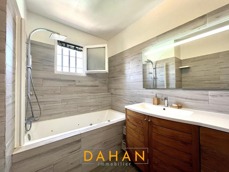 Villa - 125 m² - 5 pièces