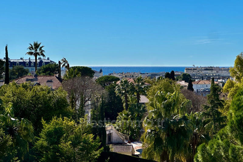 Appartement - 95 m² - 3 pièces