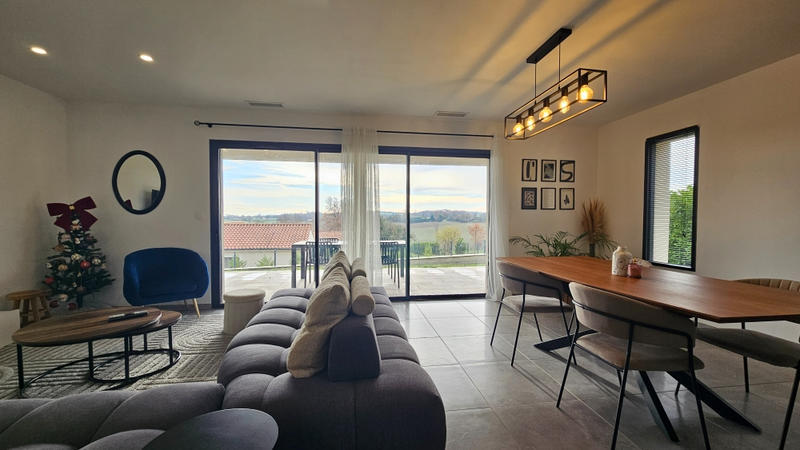 Maison - 136 m² - 5 pièces