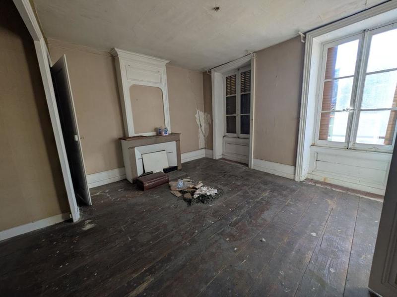 Immeuble - 194 m² - 8 pièces