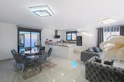 Maison - 114 m² - 4 pièces