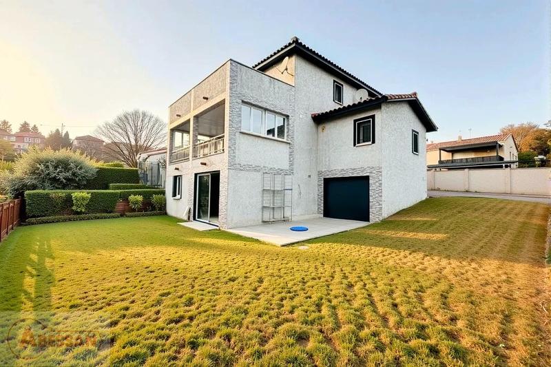 Maison - 165 m² - 5 pièces