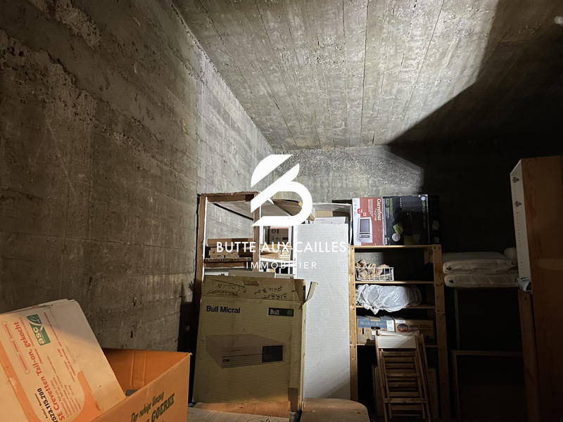 Parking / Garage - 16 m²