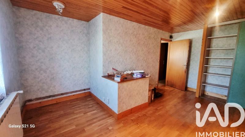 Maison - 202 m² - 5 pièces