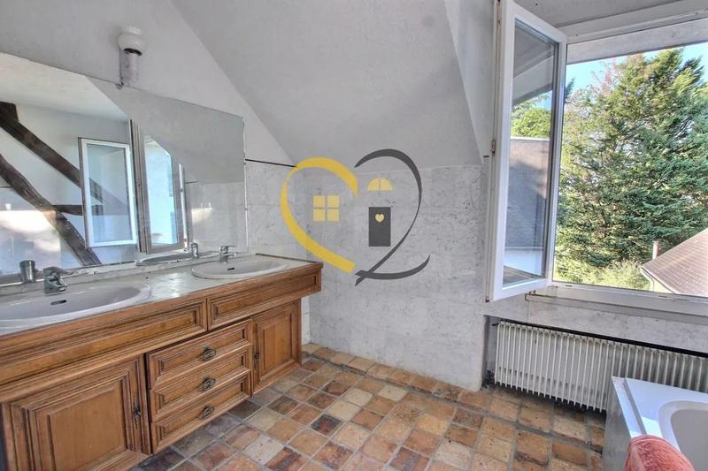 Ferme - 212 m² - 8 pièces