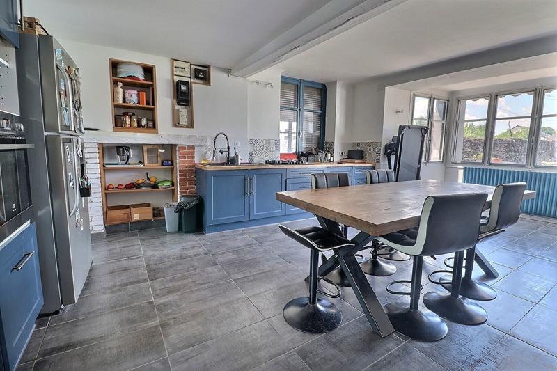 Maison - 165 m² - 5 pièces