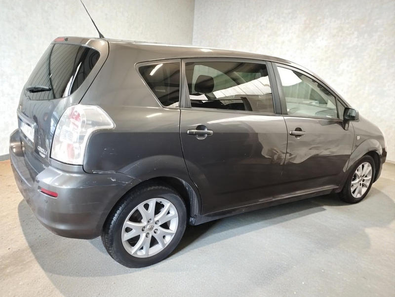 Toyota Corolla Verso 2.2 D4-D 136 5p