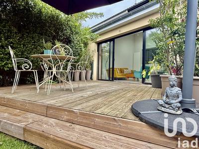 Maison - 121 m² - 6 pièces