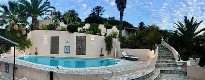 Maison traditionnelle - 160 m² - 6 pièces