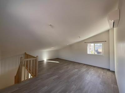 Maison - 75 m² - 2 pièces