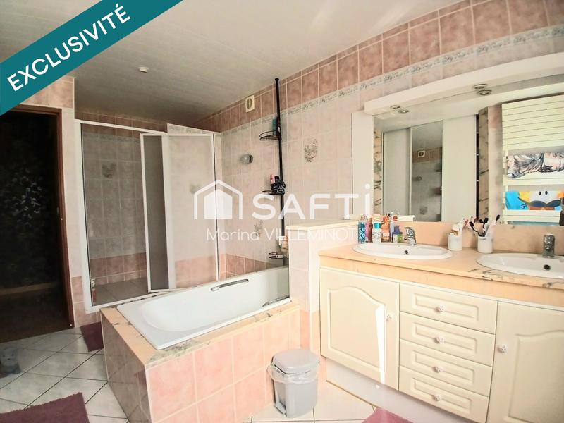 Maison - 170 m² - 8 pièces